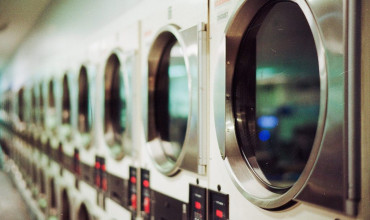 4 Reasons to Build an Industrial Laundry Business