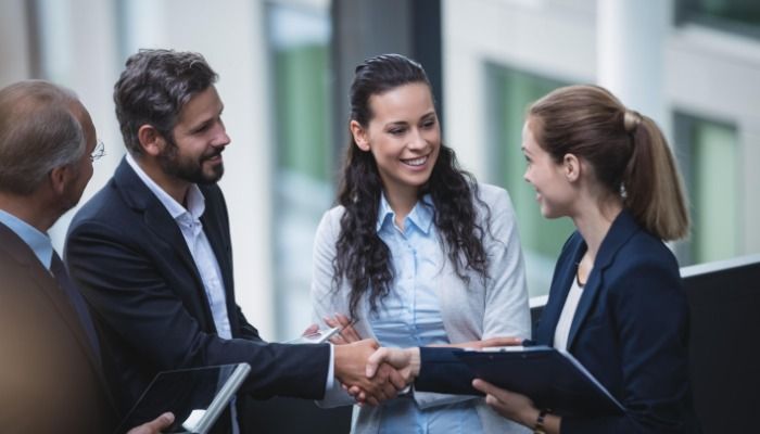 How to Simplify Global Transactions with Card and Crypto Payment Processing