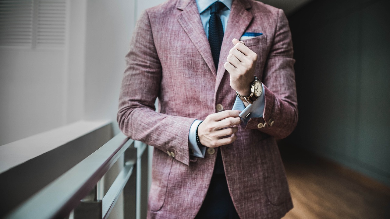 People, man, guy — Just how to Discover an Internet Creator for Your Start-up along with Limited Spending Plan