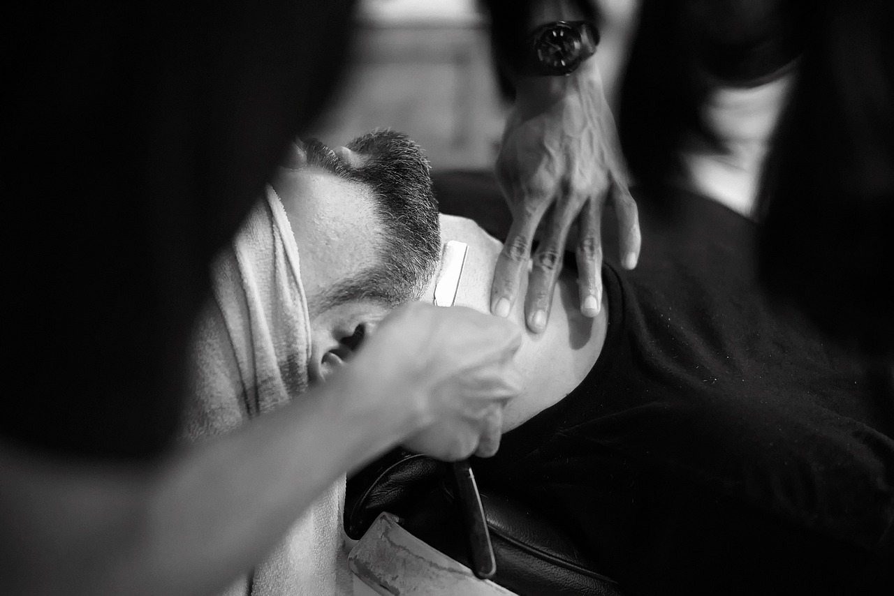 Barber, barbershop, shave — Some of The Characteristics of Highly Successful Traders