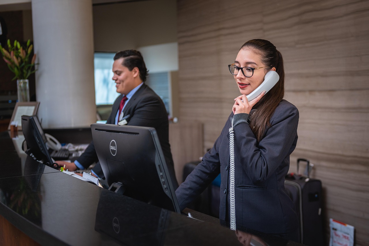 Receptionists, phone call, hotel — Why do you need a cryptocurrency wallet?